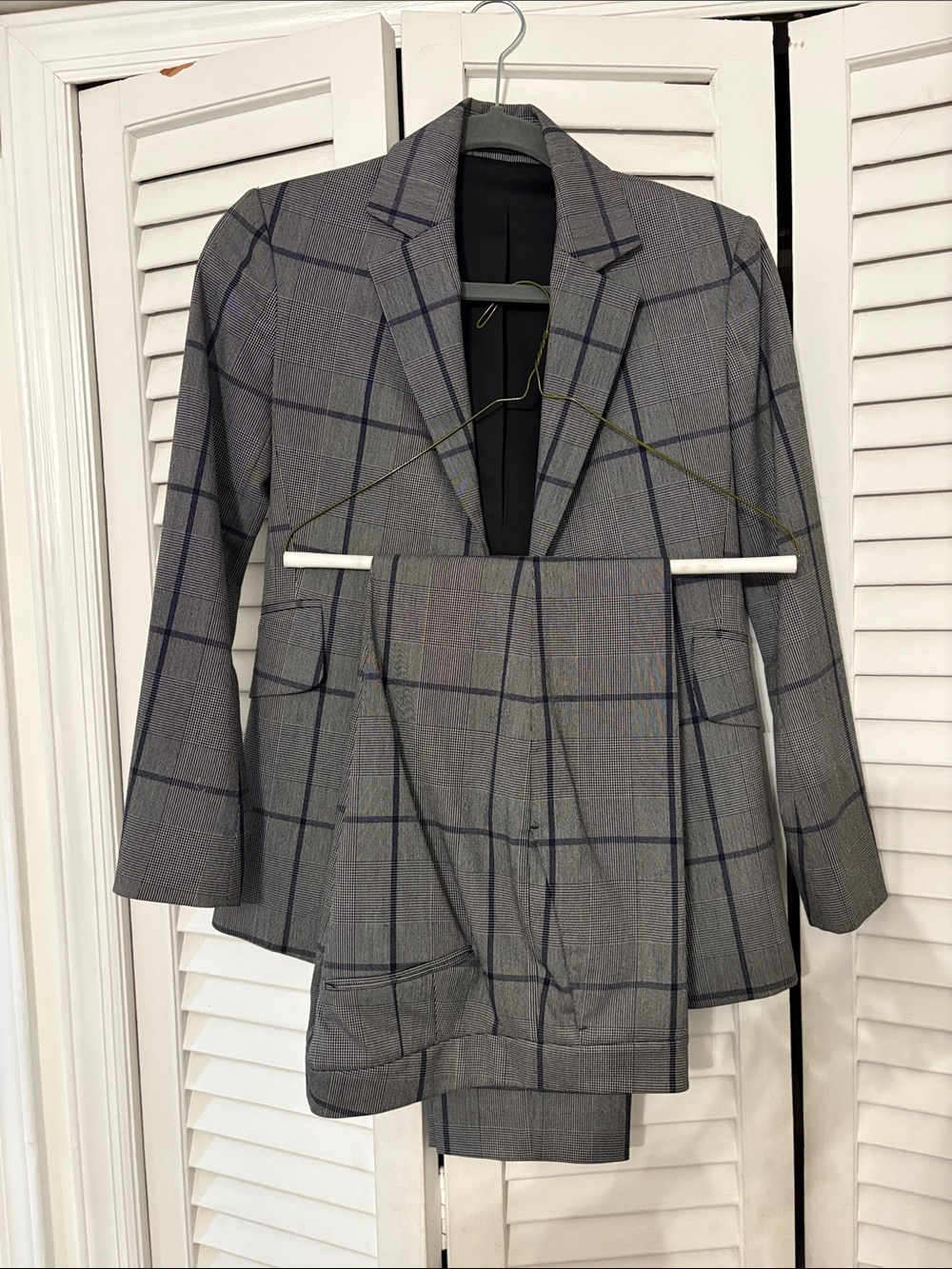 Theory Gray Windowpane Blazer with Navy Check